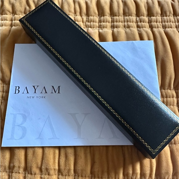 New 8.5 inch Mariner Link bracelet. 14k gold 6.3 mm in width. - Picture 6 of 7